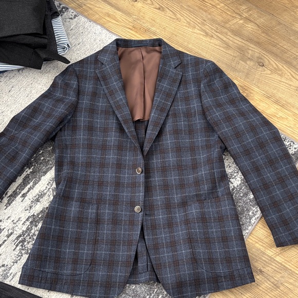 Suitsupply Navy and Brown Check Blazer